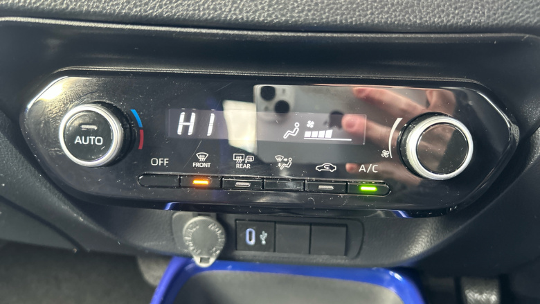 Toyota Aygo X 1.0 VVT-i Edge 5dr Petrol Hatchback